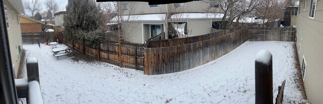 Building Photo - Somerville2912 (KP-JF-NB)