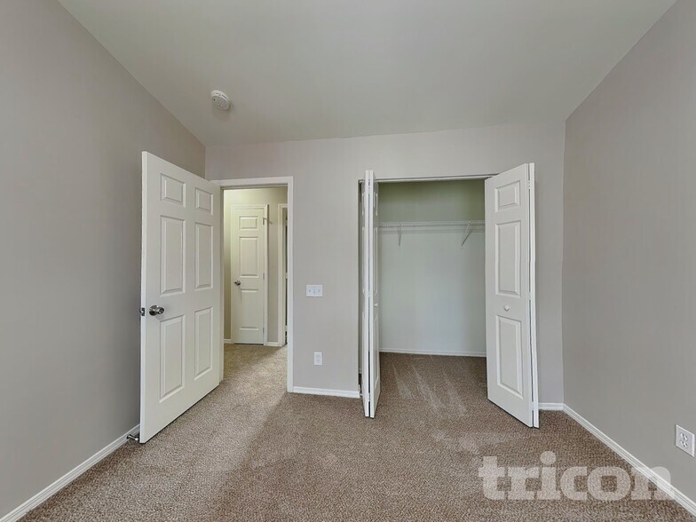 Building Photo - 12435 Shelly Pines Dr