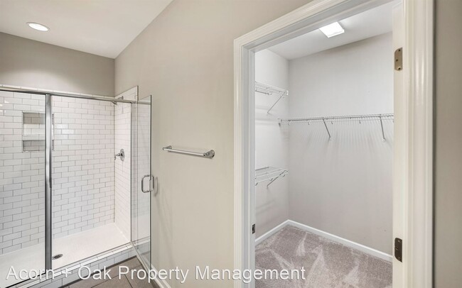 Building Photo - 3 br, 2.5 bath House - 239 Rubrum Drive