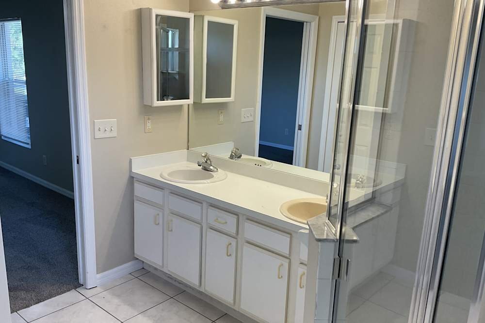 Building Photo - 2525 Stone Meadows Dr