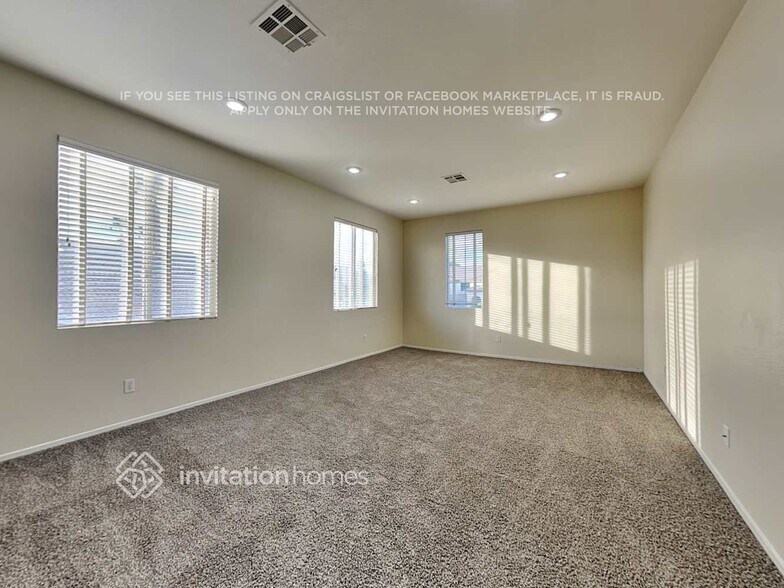 Building Photo - 2531 Parasail Point Ave