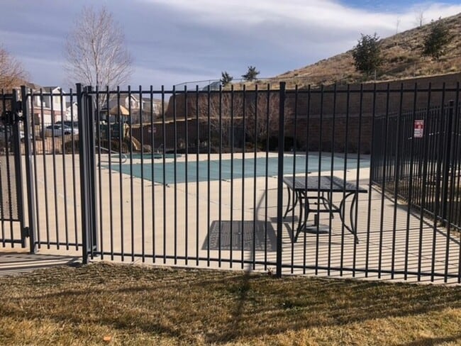 Building Photo - Beautiful 1 Bedroom Condo in Arvada.