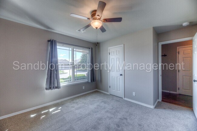 Building Photo - FOR LEASE | Jenks | 4 Bed, 2.5 Bath | $184...