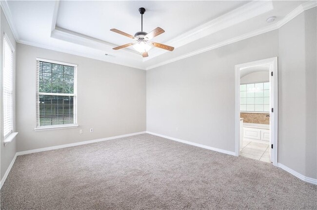 Building Photo - 1536 N Oakhaven Pl