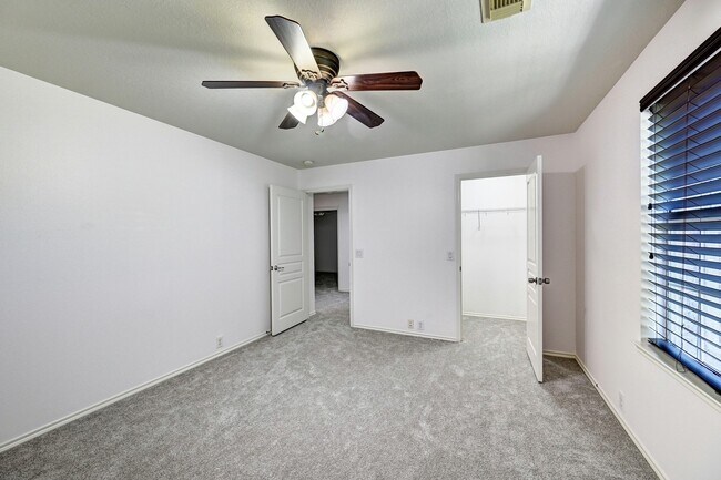 Building Photo - 24543 Carlton Springs Ln