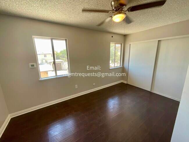 Building Photo - 16830 Village Ln