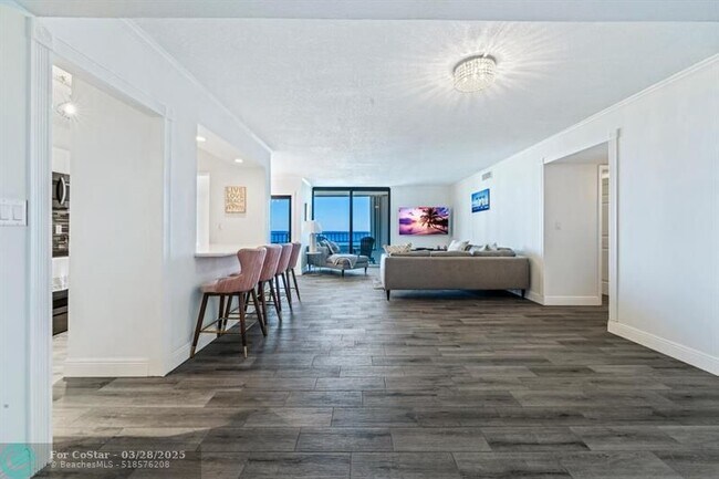 Building Photo - 1401 S Ocean Blvd