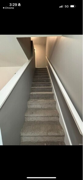 Building Photo - 406 Bob Ct Dr