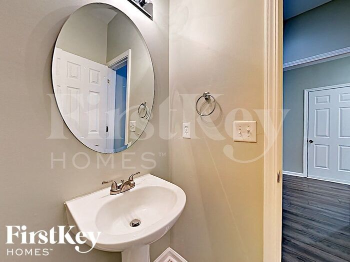 Building Photo - 5718 Parkstone Drive