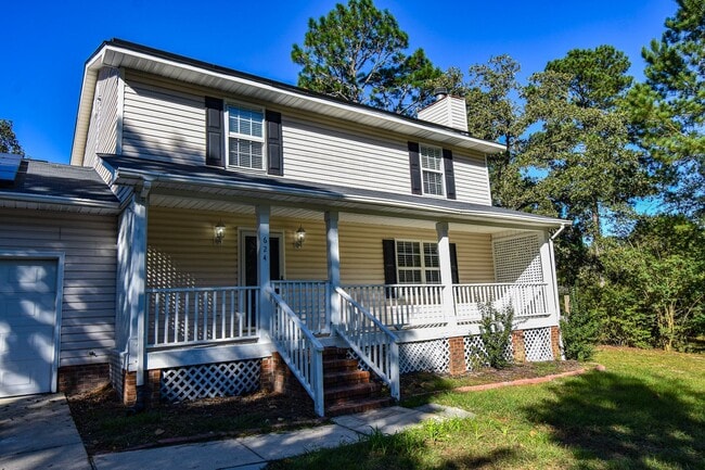 Building Photo - Coming Soon: 3 Bedroom 2.5 Bathroom-Pets Okay