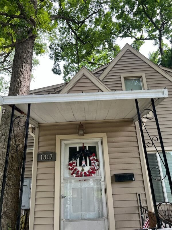 Building Photo - 1817 Spohn Ave