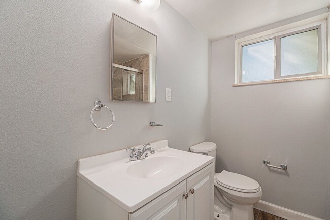 Building Photo - 7360 W.20th Ave. Unit B