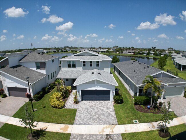 Building Photo - 10696 SW Estella Ln