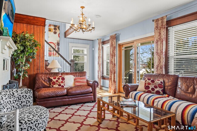 Building Photo - 94 Neptune Ave