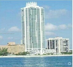 Building Photo - 6365 Collins Ave