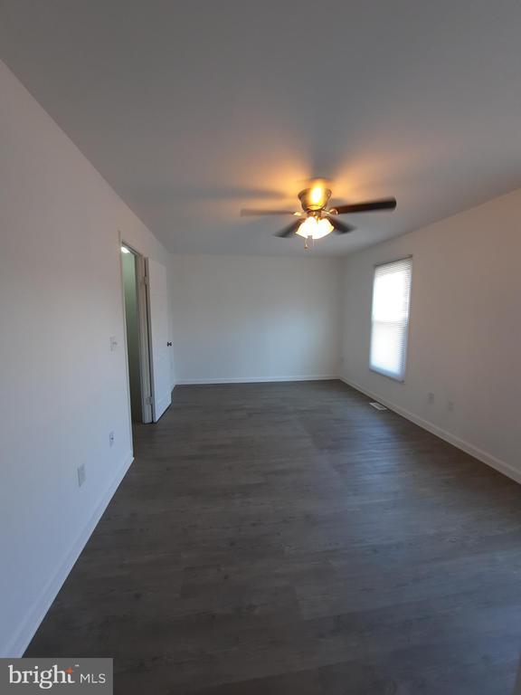 Building Photo - 10707 Houck Dr