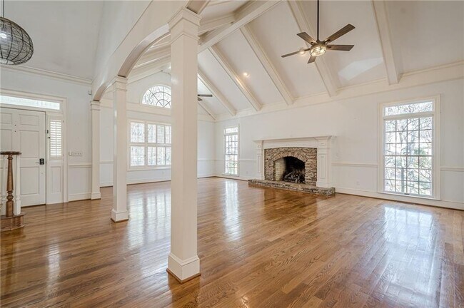 Building Photo - 34 Johnston Row NW