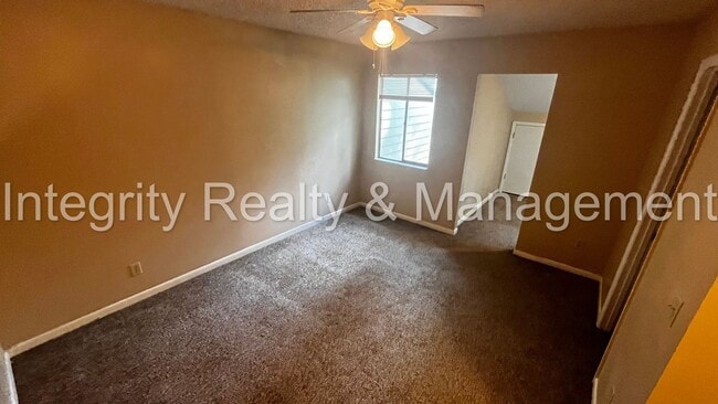 Building Photo - 8542 Colony Pine Cir W