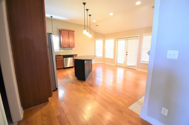 Building Photo - 3871 Glencorra Dr