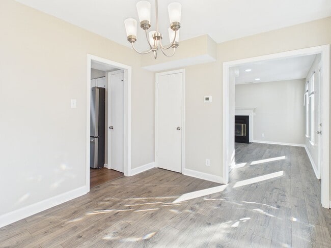 Building Photo - 12024 Lockett Ridge Ave