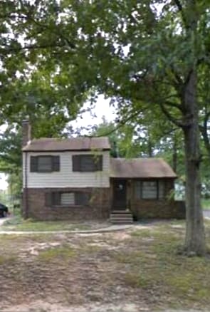 Building Photo - 6700 Battlewood Rd
