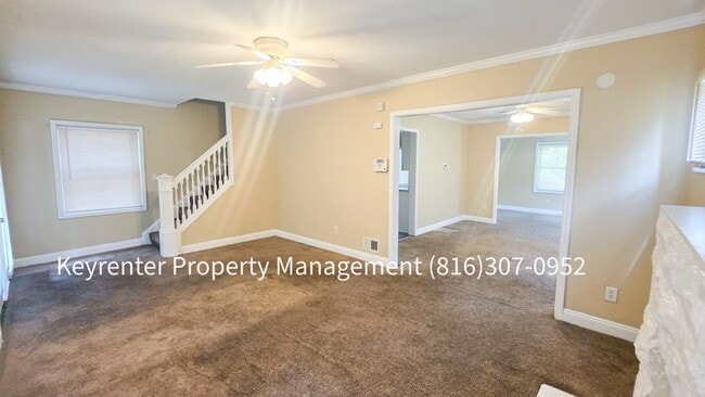 Building Photo - 4 Bed, 1 Bath Home available now!