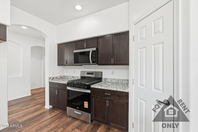 Building Photo - 4321 W Judson Dr