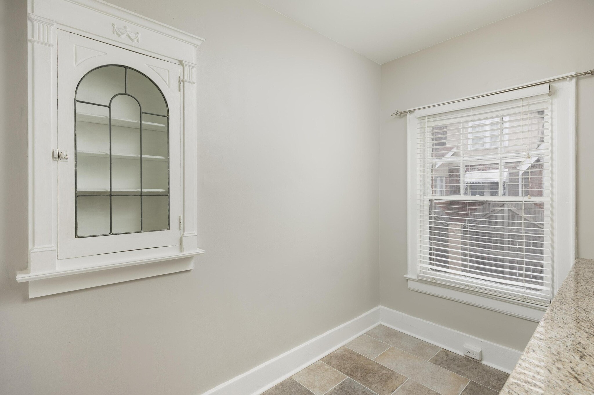 Building Photo - 3416 Glendon Dr