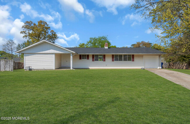 Primary Photo - 1034 Zircon Dr