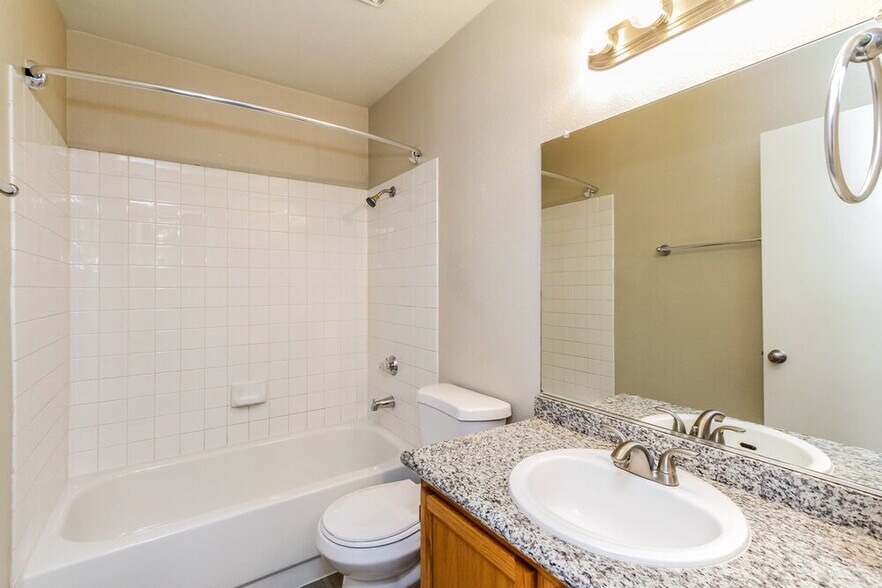 Building Photo - 6376 Venus Vale Ct