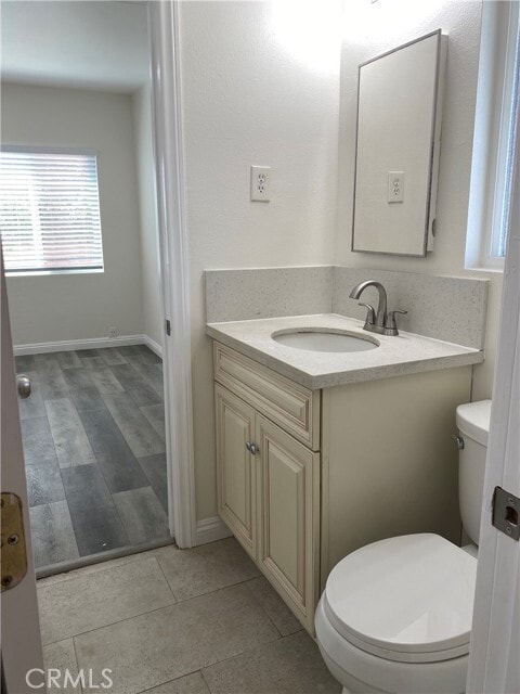 Building Photo - 1770 W Minerva Ave