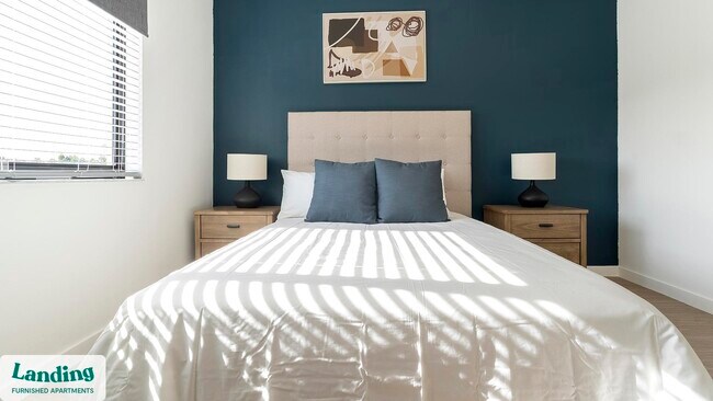 Building Photo - 7301 Lake Bank Lp