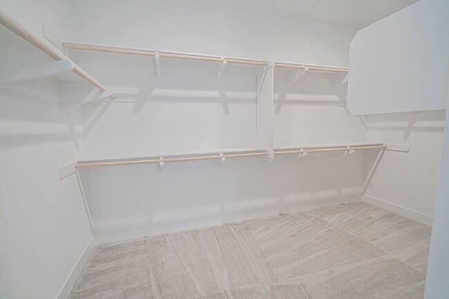 Building Photo - 28519 Moyer Ln