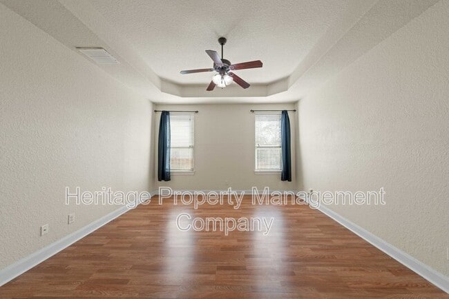 Building Photo - 11230 Begonia rock