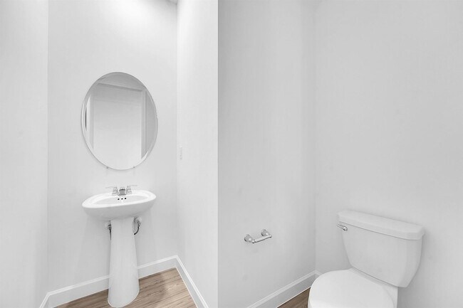 Building Photo - 3492 Cedar Grv Dr