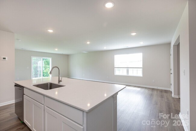 Building Photo - 10350 Chatham Run Ln