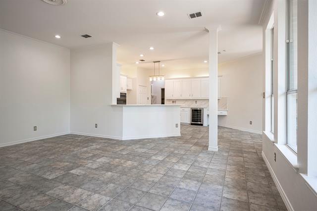 Building Photo - 6324 Park Meadow Ln