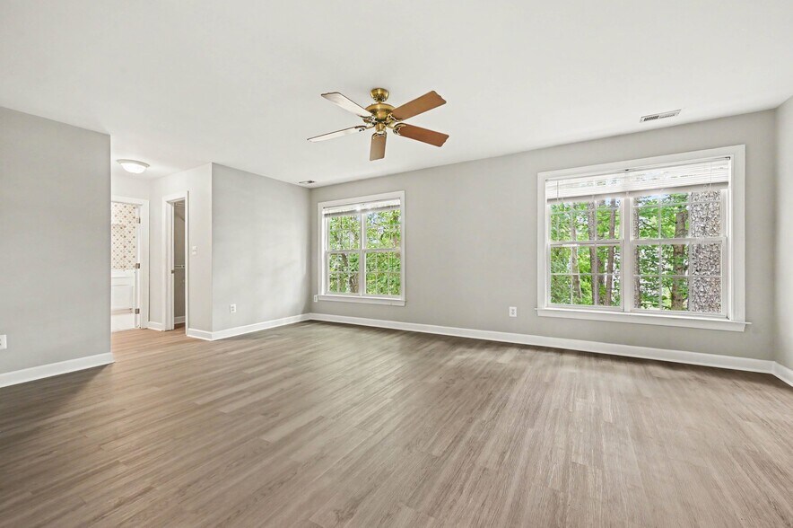 Building Photo - 1203 Fairfax Woods Dr