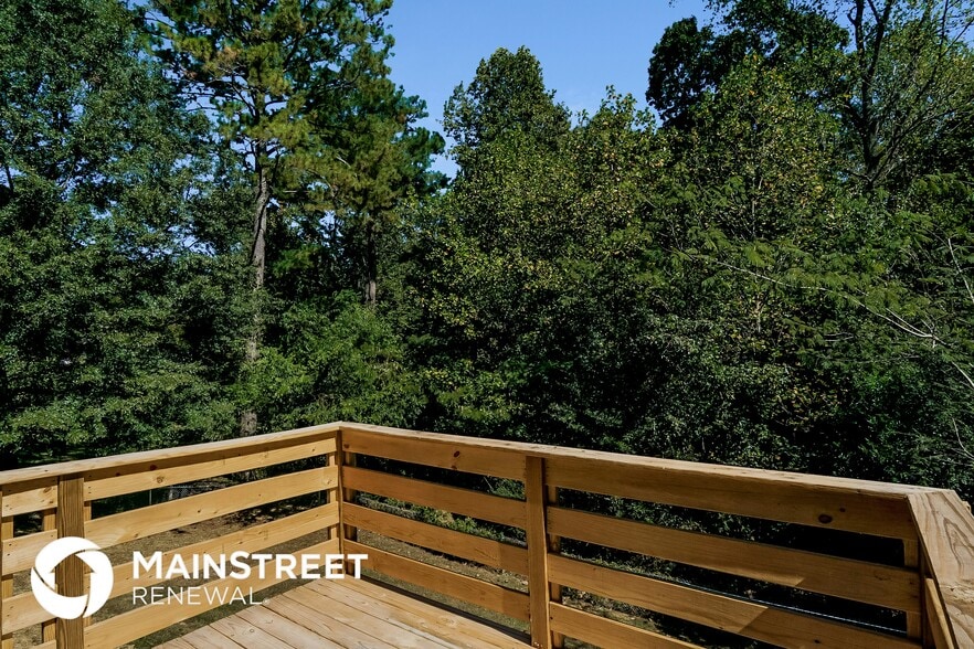 Building Photo - 1629 5 Acre Rd