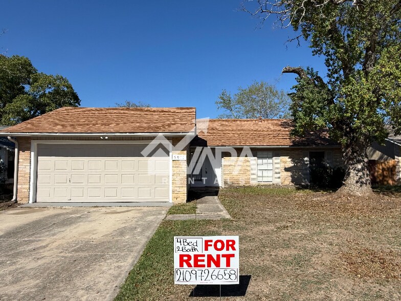 Building Photo - 5911 Autumn Lake