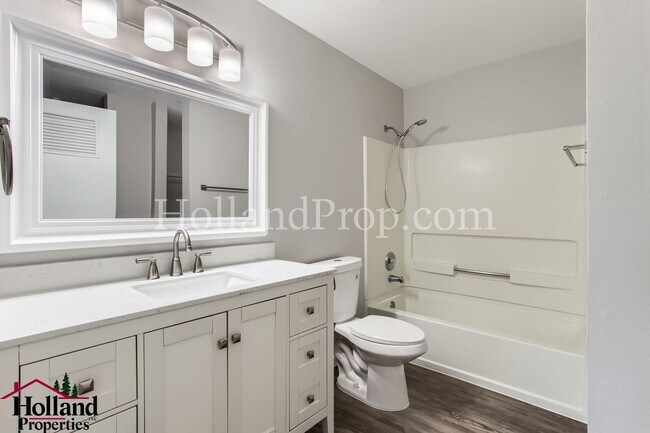 Building Photo - Charming Studio for Lease, Bright, Cozy & ...