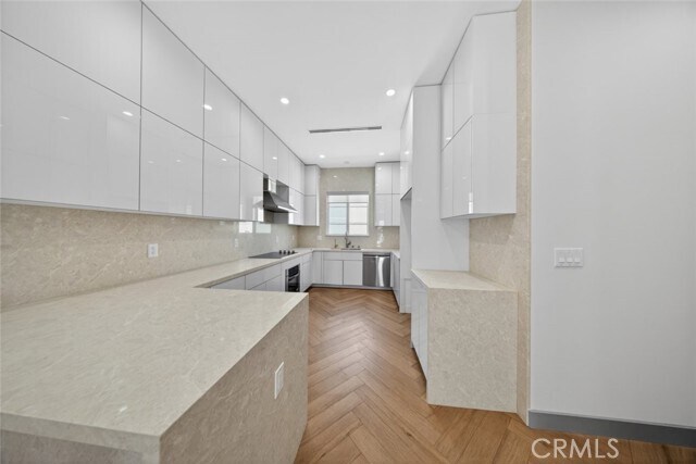 Building Photo - 10843 Cantara St