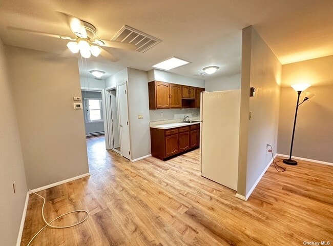 Building Photo - 306 Torquay Ct