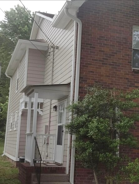 Primary Photo - 4820 Catskill Dr