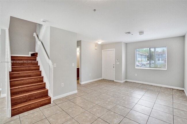 Building Photo - 5441 SW 41st St
