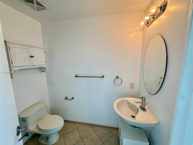 Building Photo - 60 SW 13th St