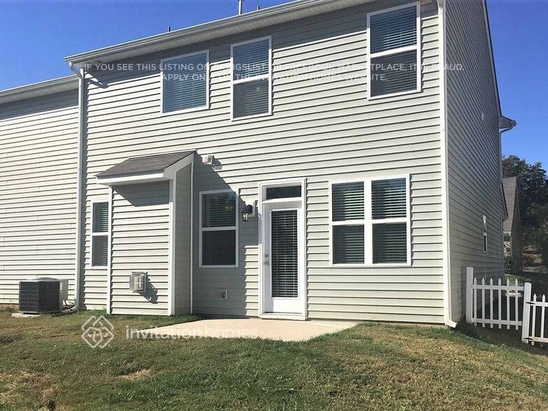 Building Photo - 17124 Caldwell Track Dr