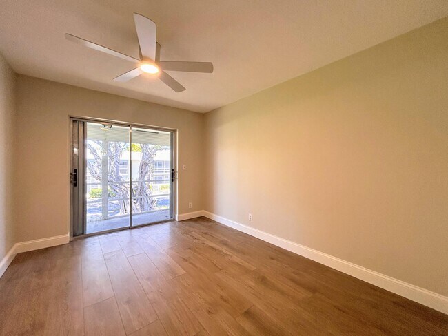 Building Photo - 620 Horizon W
