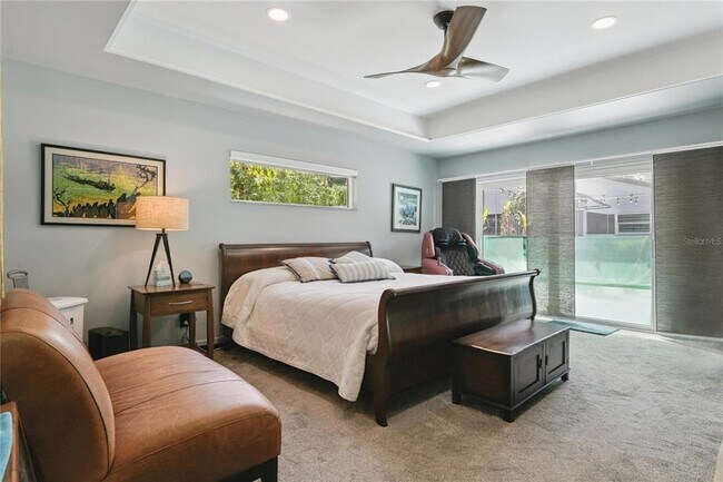 Building Photo - 1851 Royal Oak Pl E