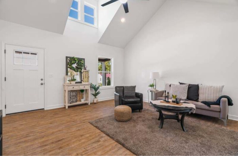 Building Photo - 629 Spencer Ave